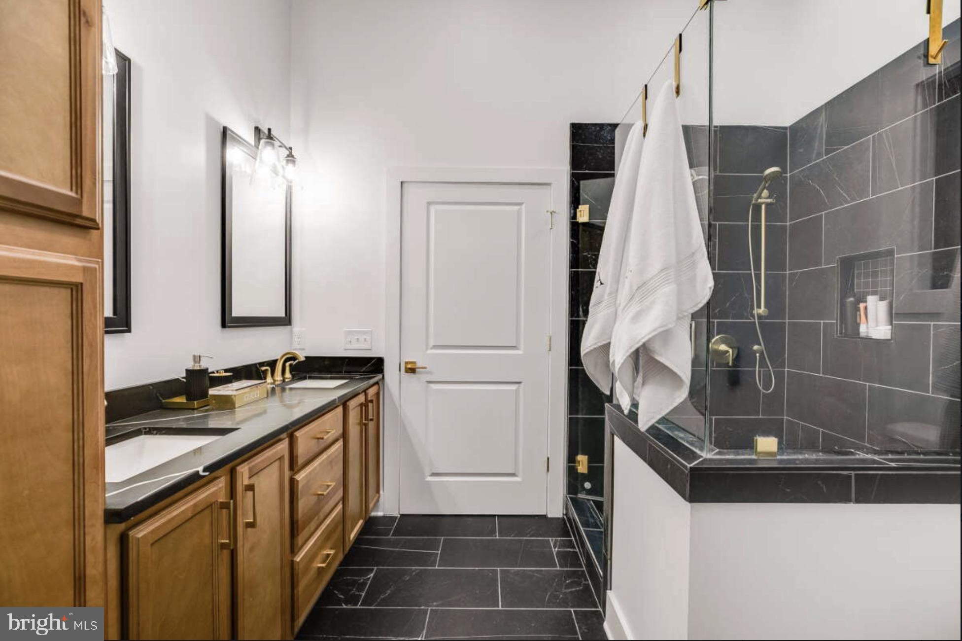 SHENANDOAH FARMS - Residential