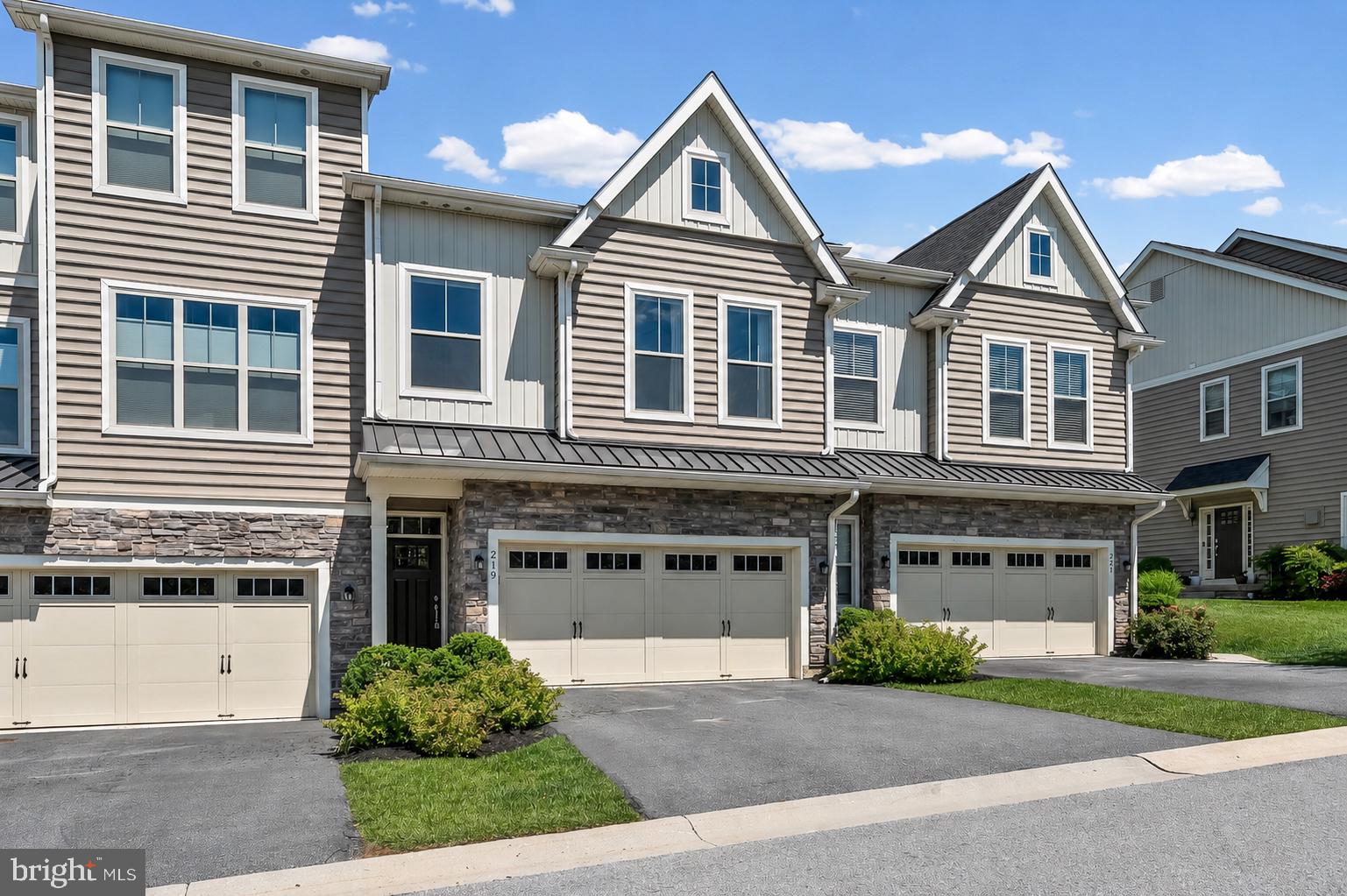 219 ASH LANE