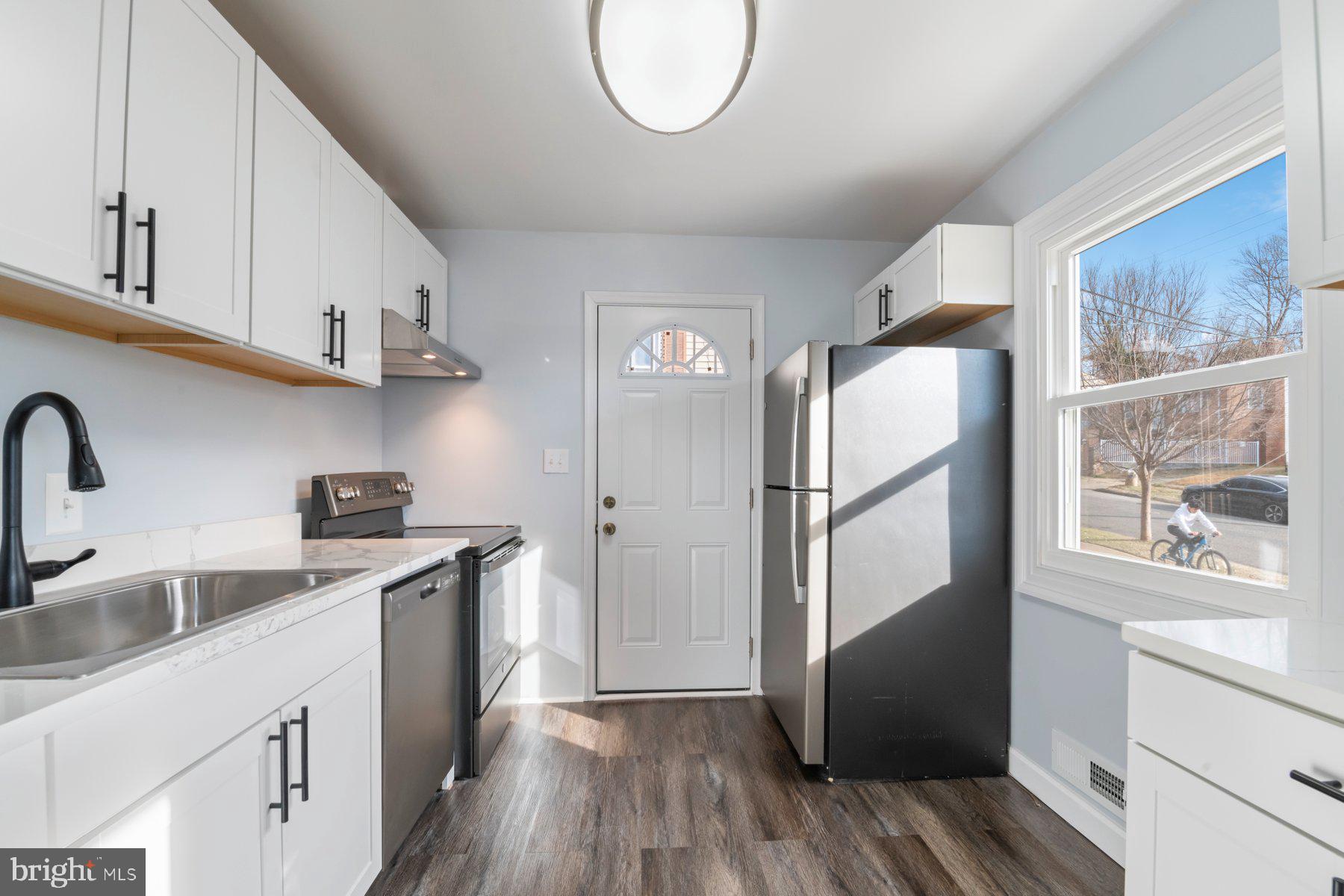 LANDOVER ESTATES - Residential