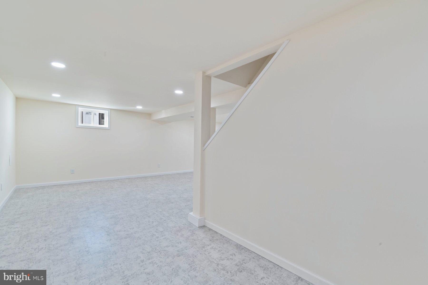 LANDOVER ESTATES - Residential