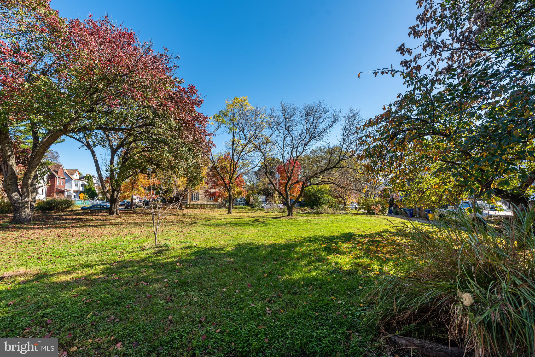 OAKENSHAWE - Residential