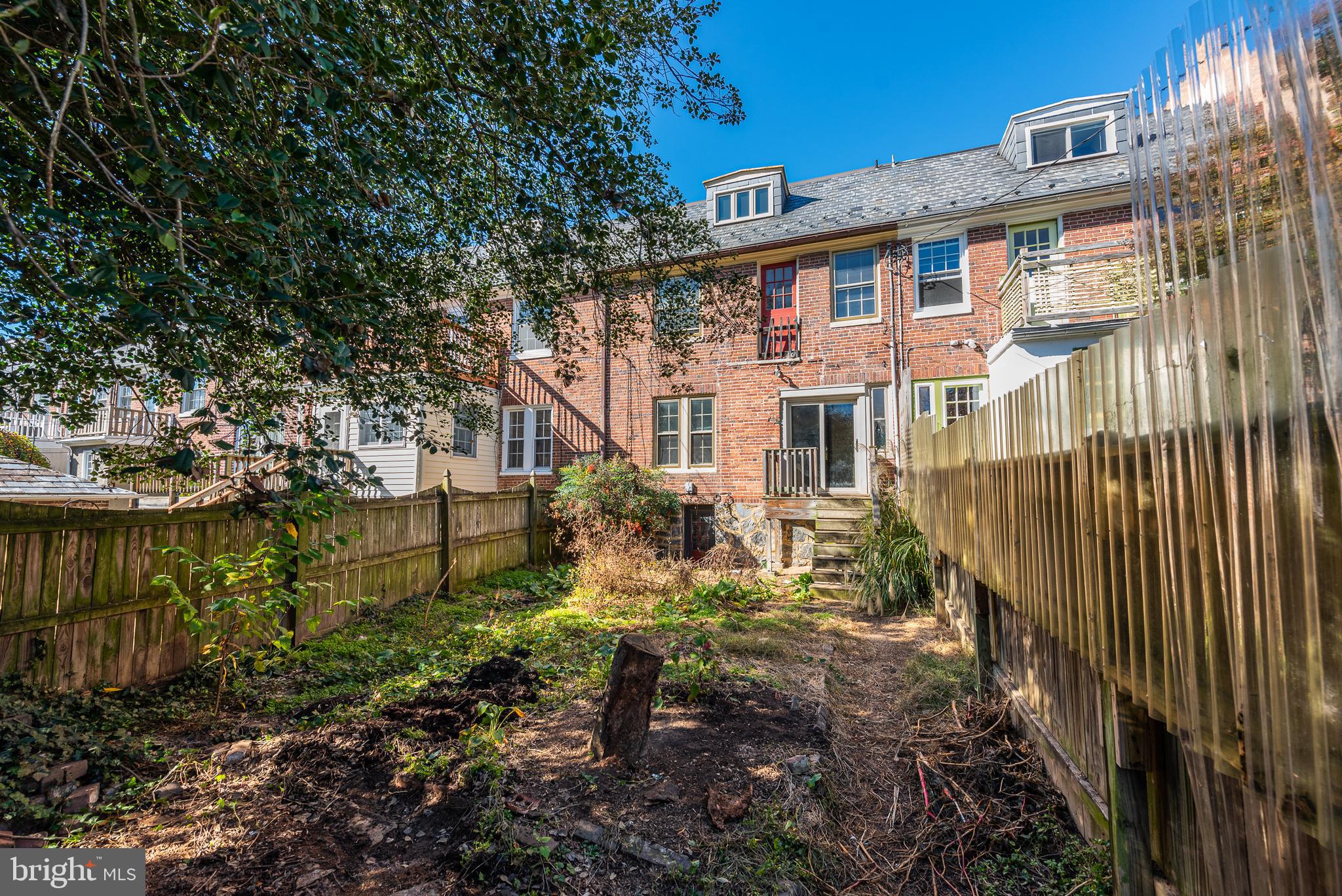 OAKENSHAWE - Residential