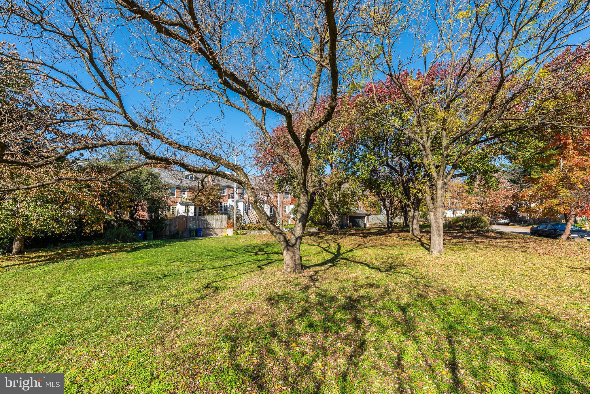 OAKENSHAWE - Residential