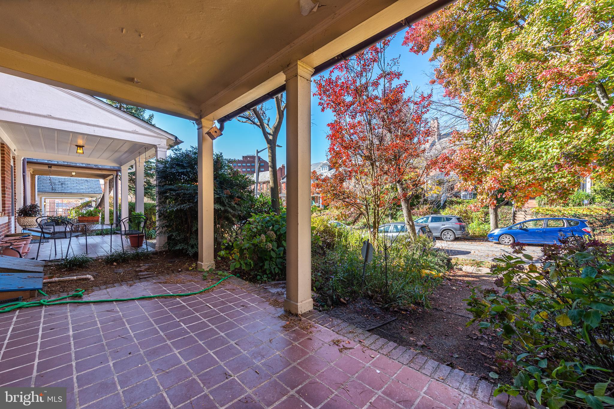 OAKENSHAWE - Residential