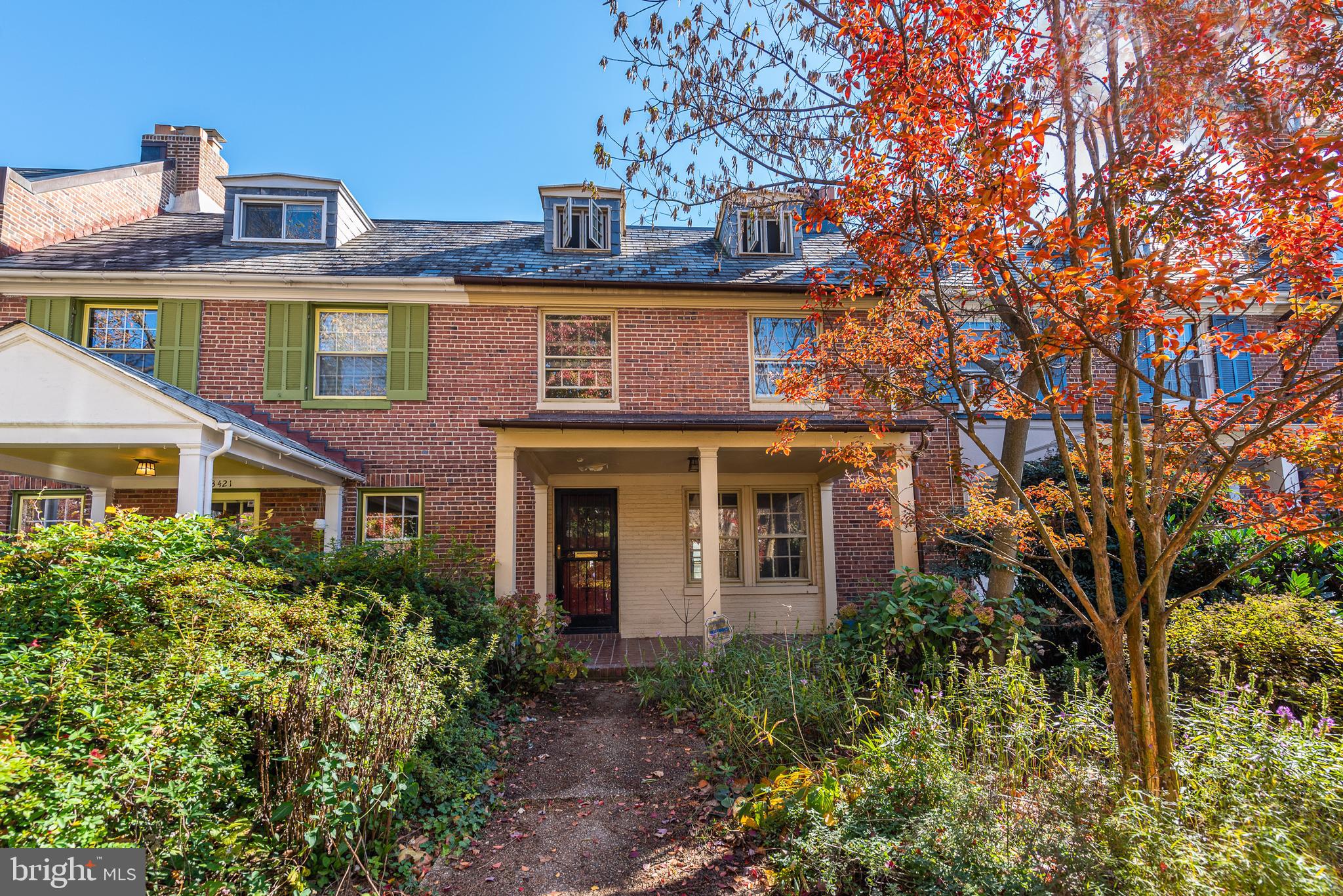 OAKENSHAWE - Residential