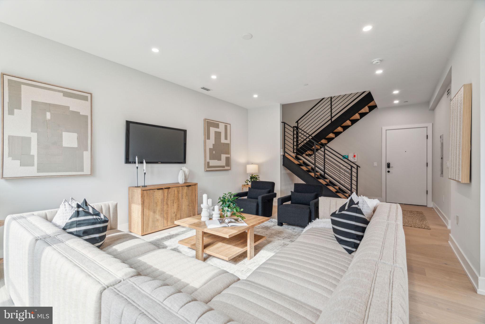 OLD CITY - Residential