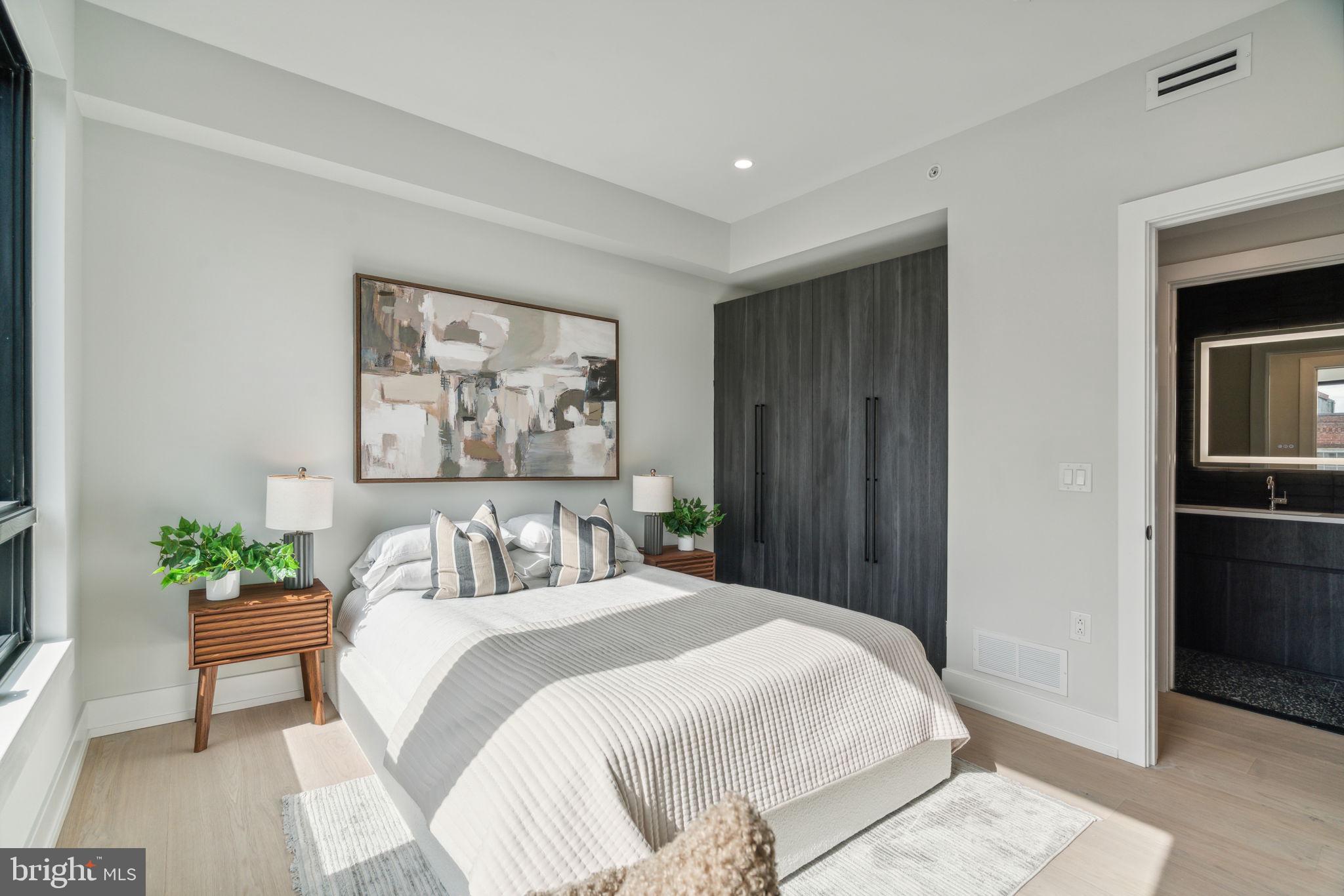 OLD CITY - Residential