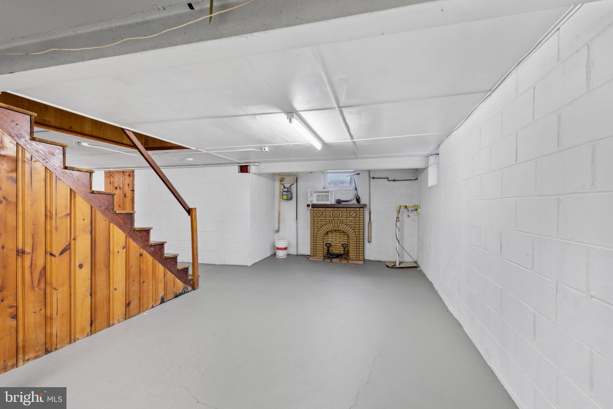 WILSON HEIGHTS - Residential