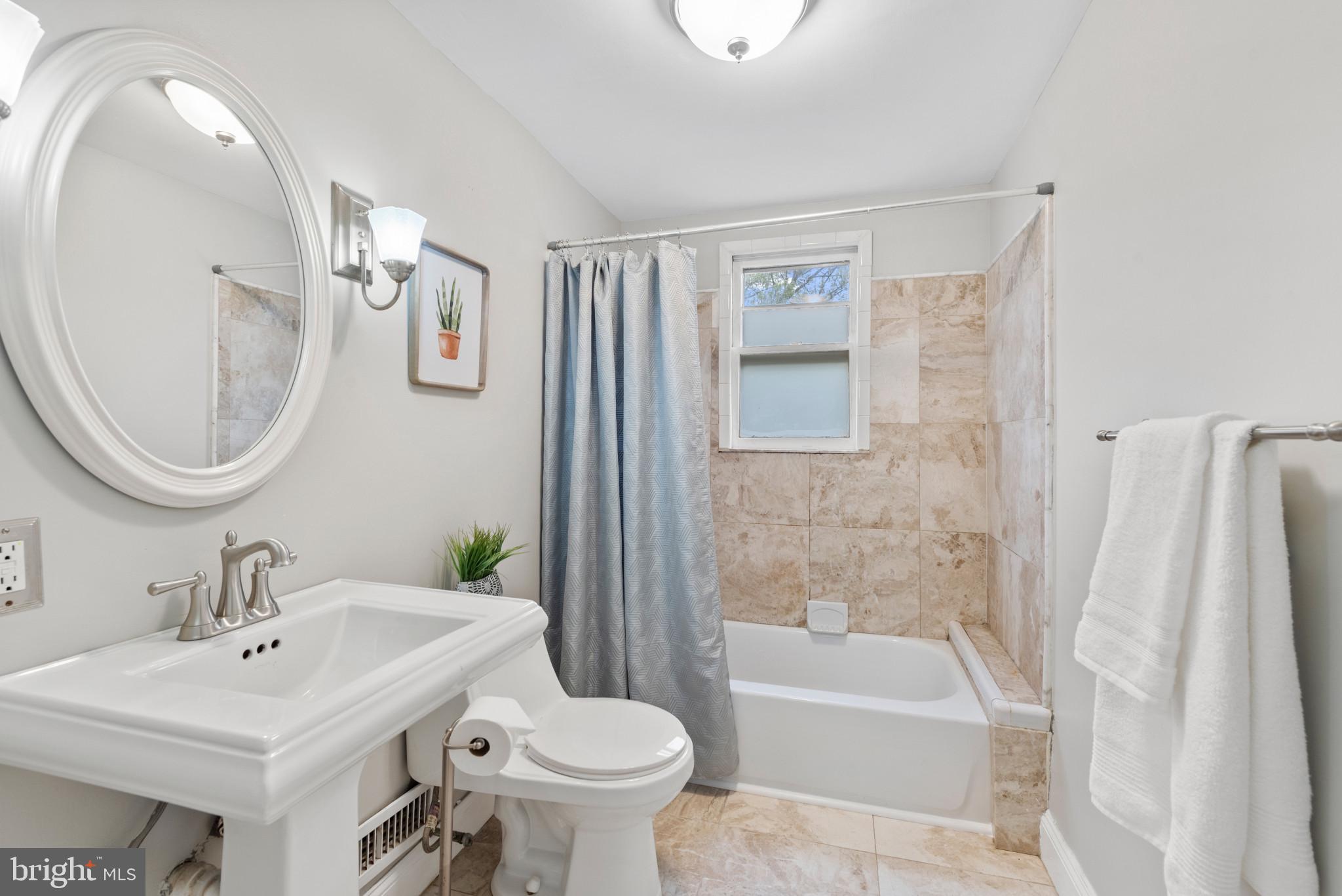 WILSON HEIGHTS - Residential