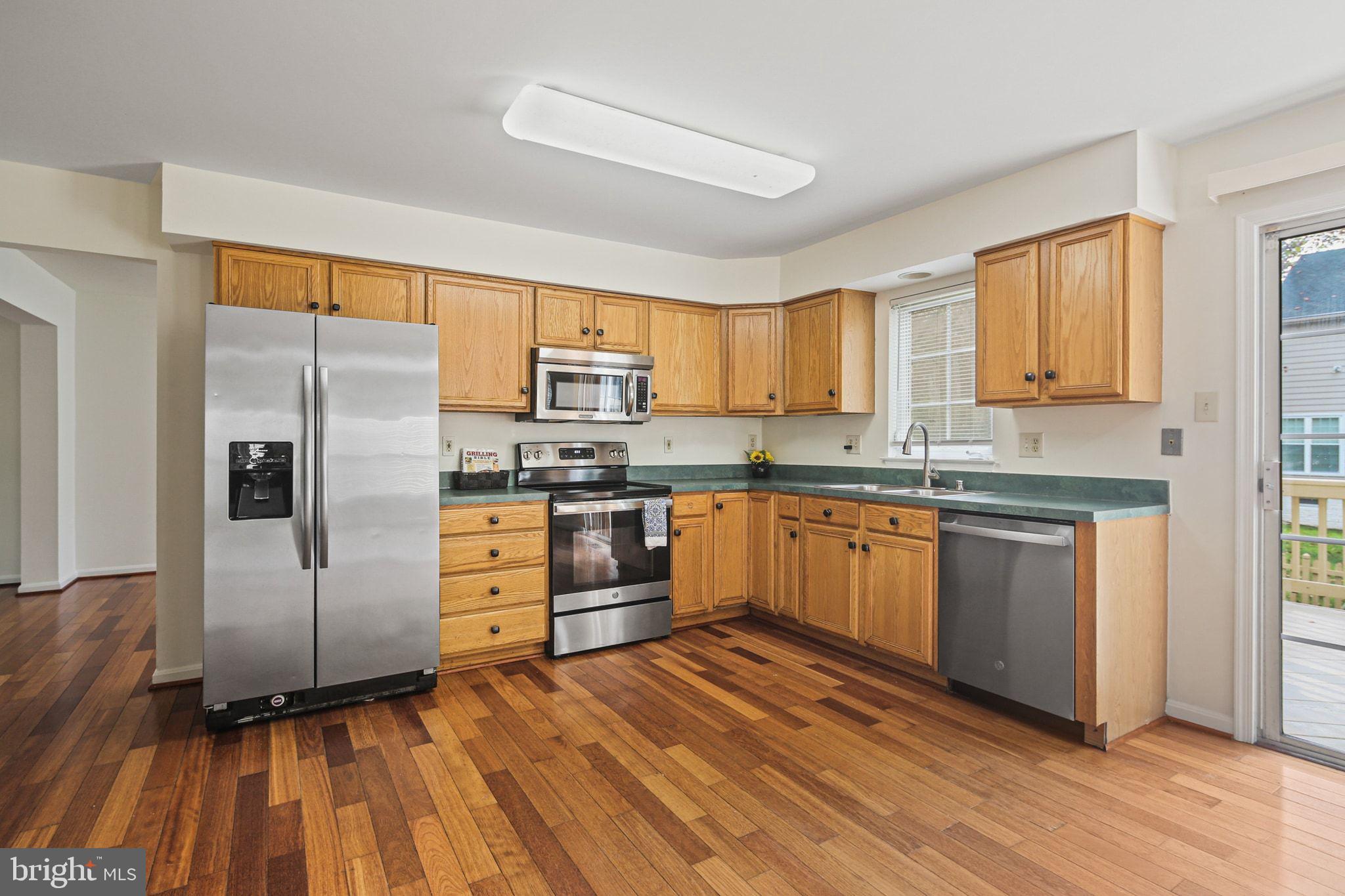 RUSSETT - Residential Lease