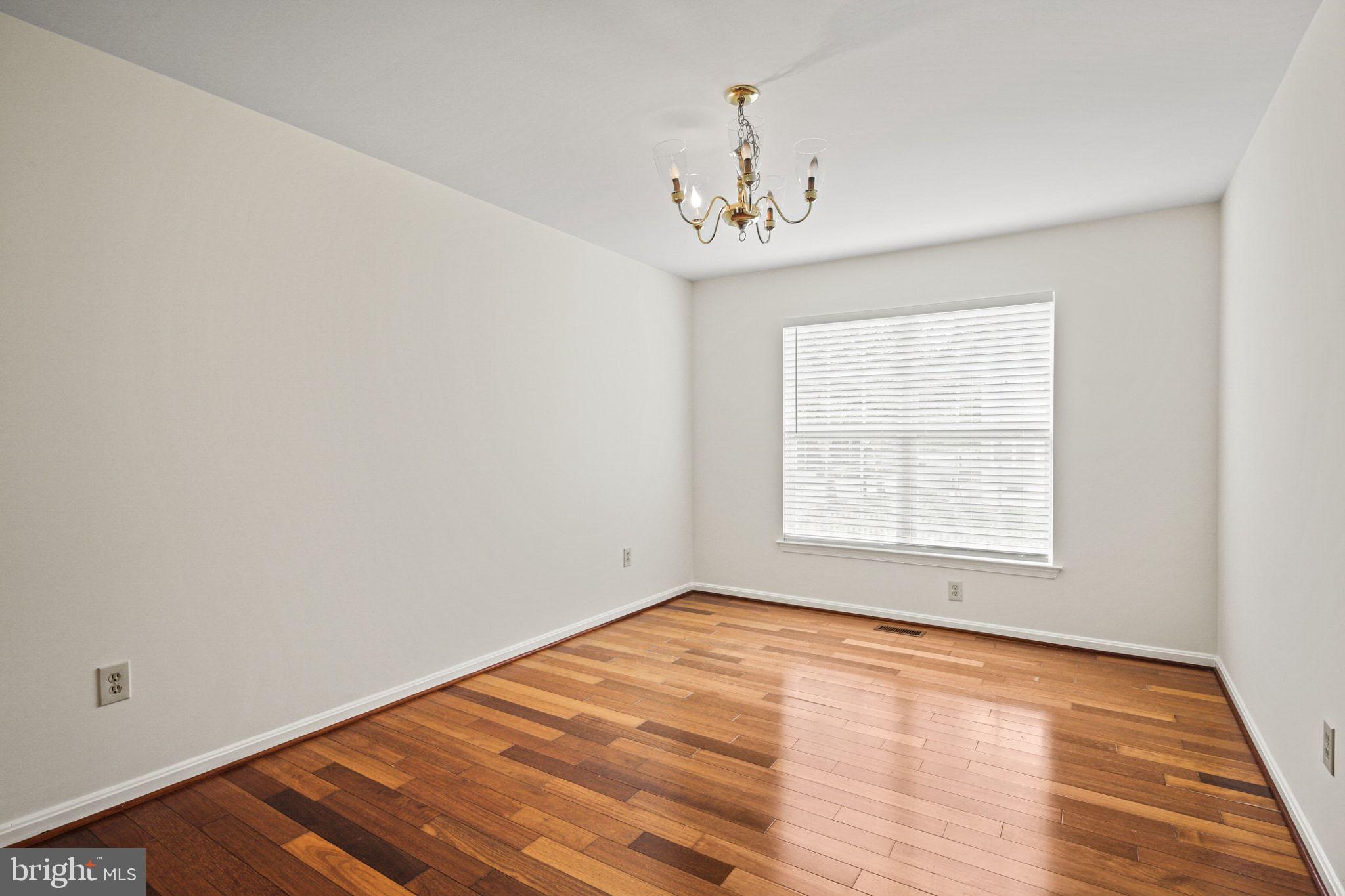 RUSSETT - Residential Lease