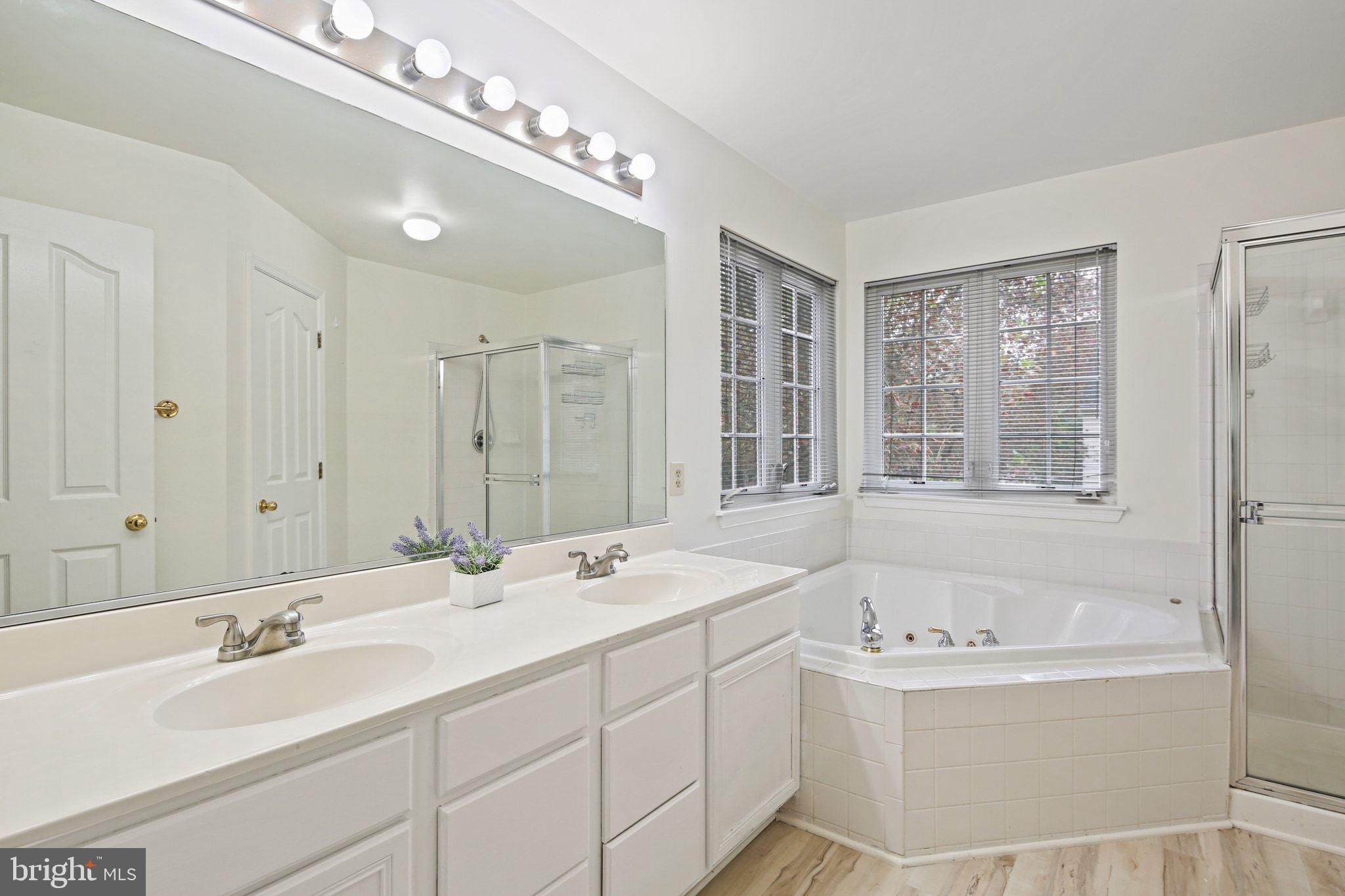 RUSSETT - Residential Lease