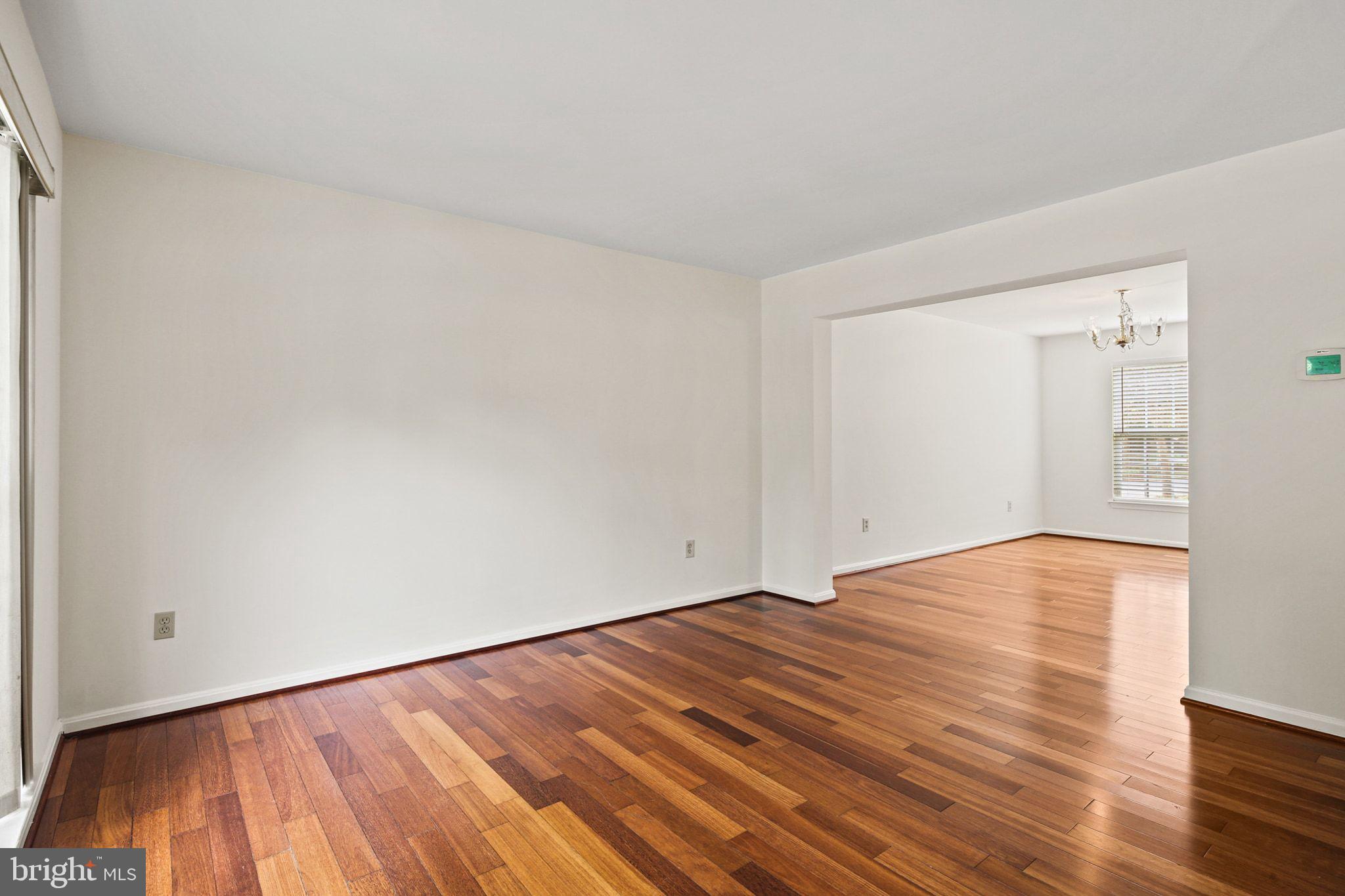 RUSSETT - Residential Lease