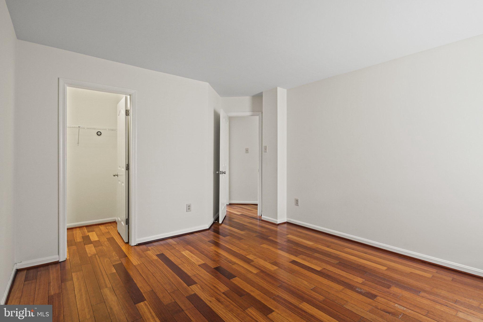 RUSSETT - Residential Lease