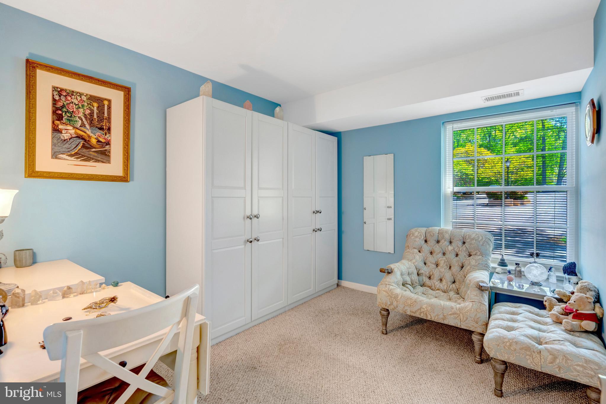 BURKE COVE - Residential