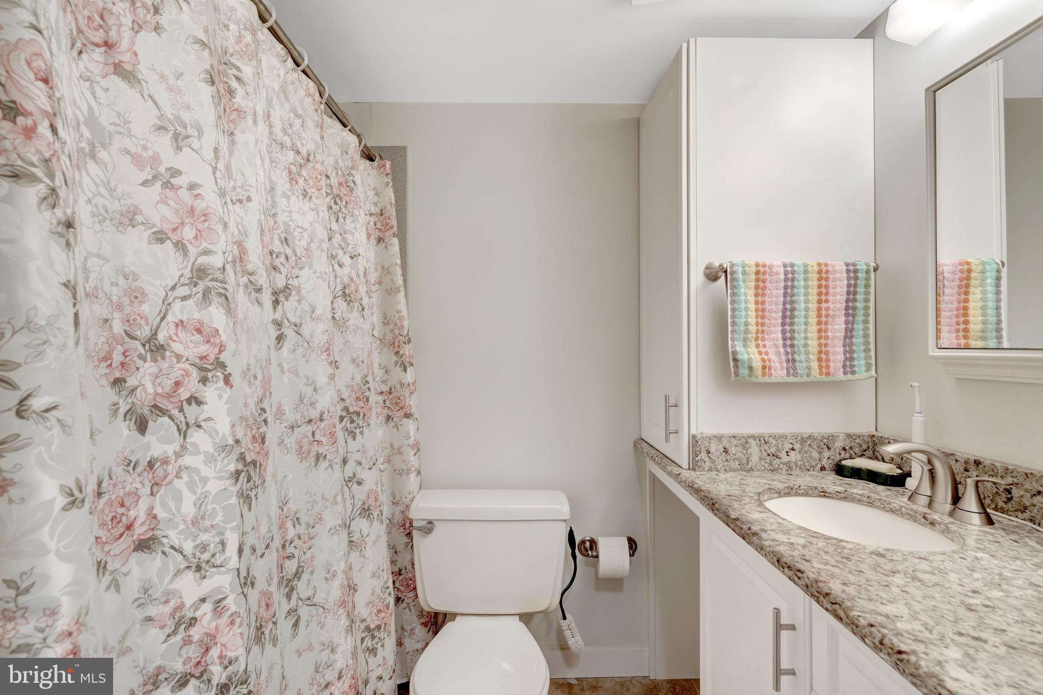 BURKE COVE - Residential