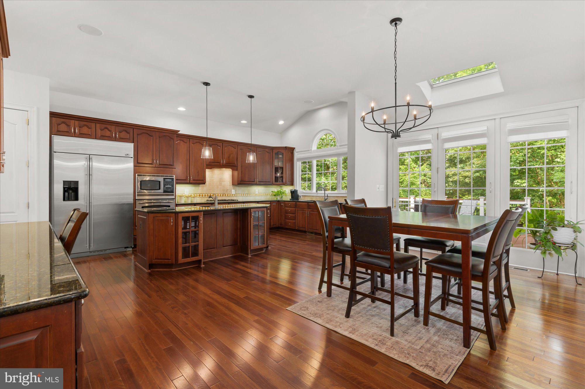 BELMONT COUNTRY CLUB - Residential