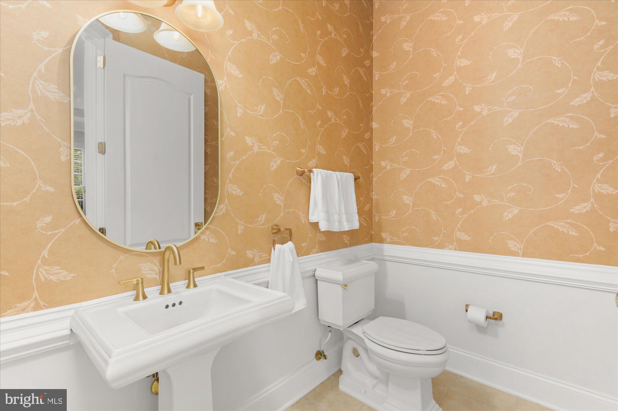 BELMONT COUNTRY CLUB - Residential