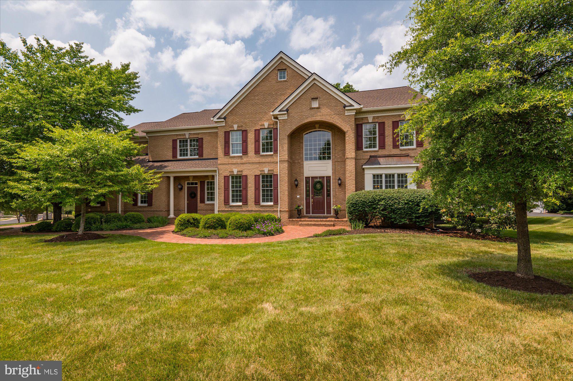 BELMONT COUNTRY CLUB - Residential