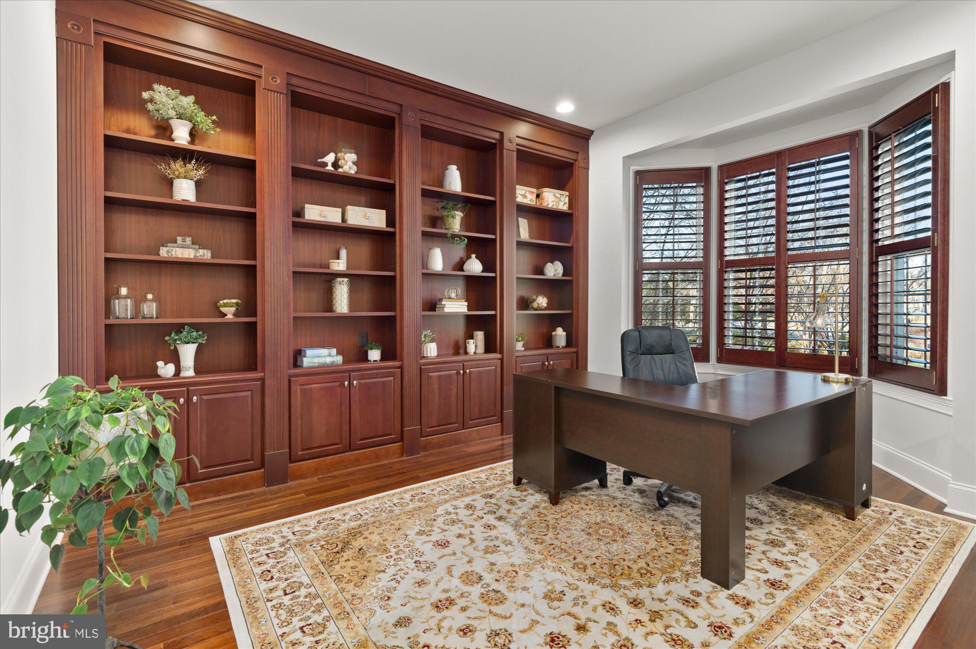 BELMONT COUNTRY CLUB - Residential