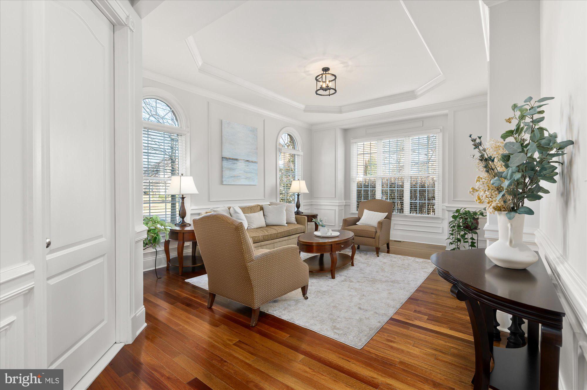 BELMONT COUNTRY CLUB - Residential