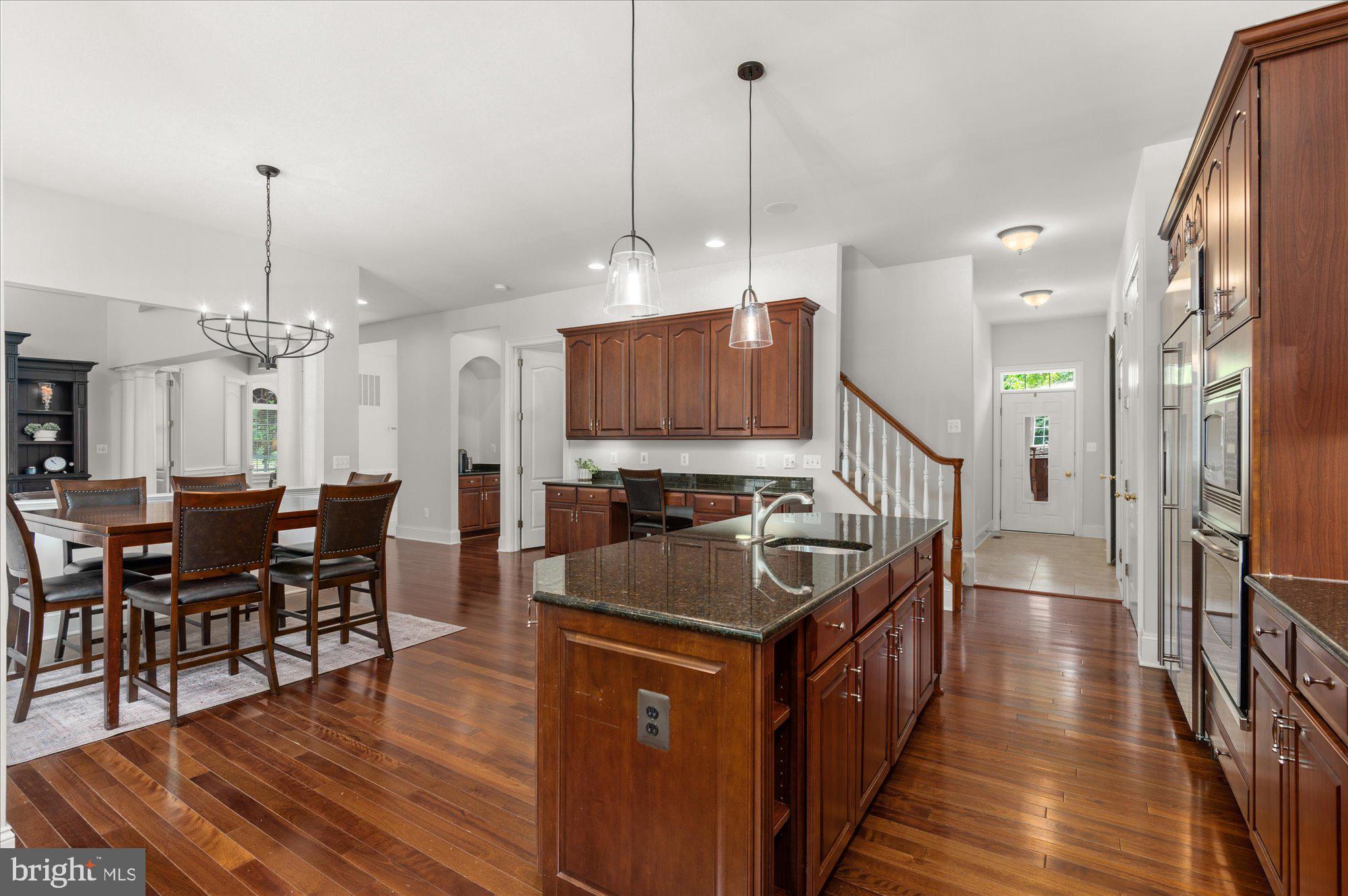 BELMONT COUNTRY CLUB - Residential