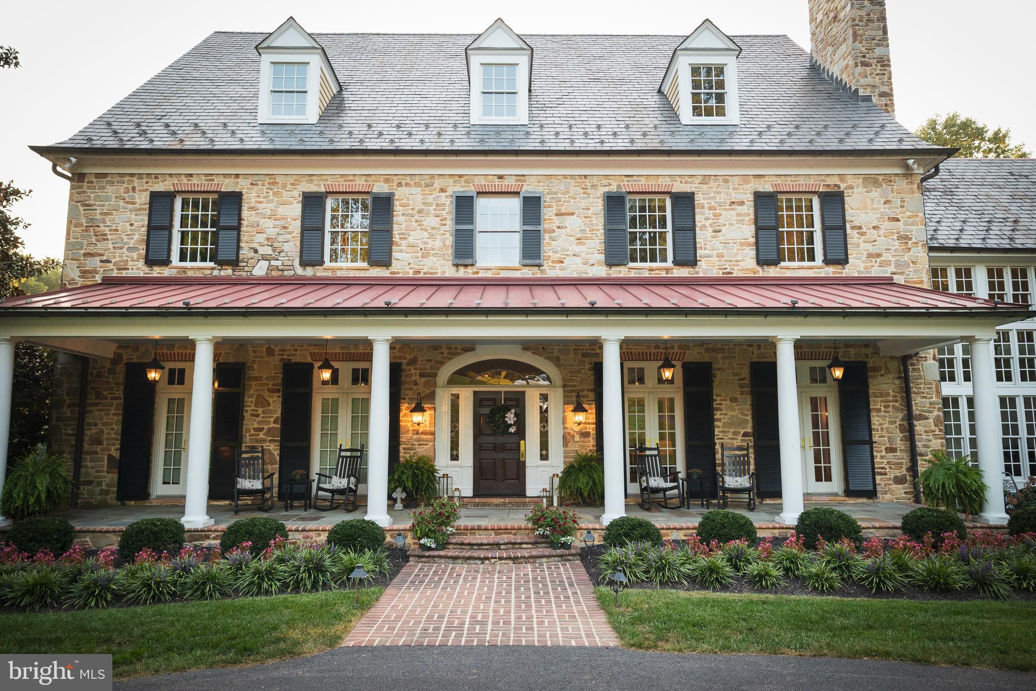 1912 CORBRIDGE LANE
