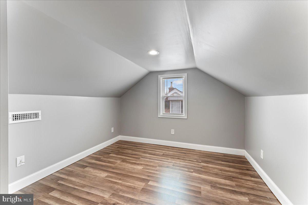 WILLOWBROOK - Residential Lease