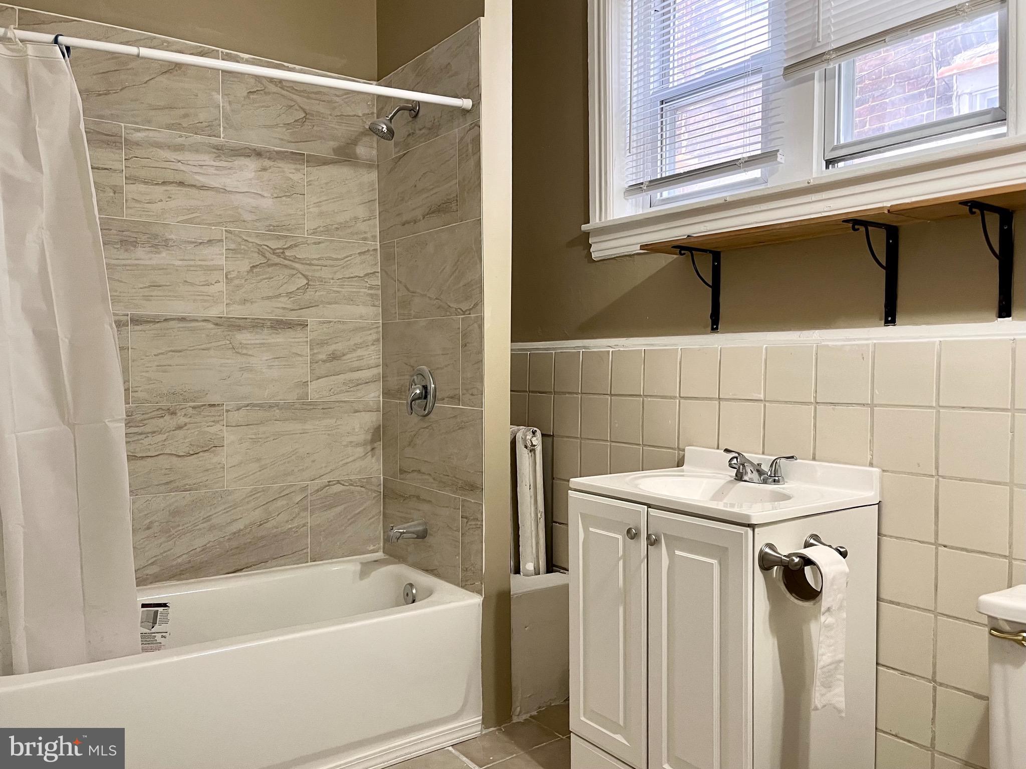 WEST PHILADELPHIA - Residential Lease