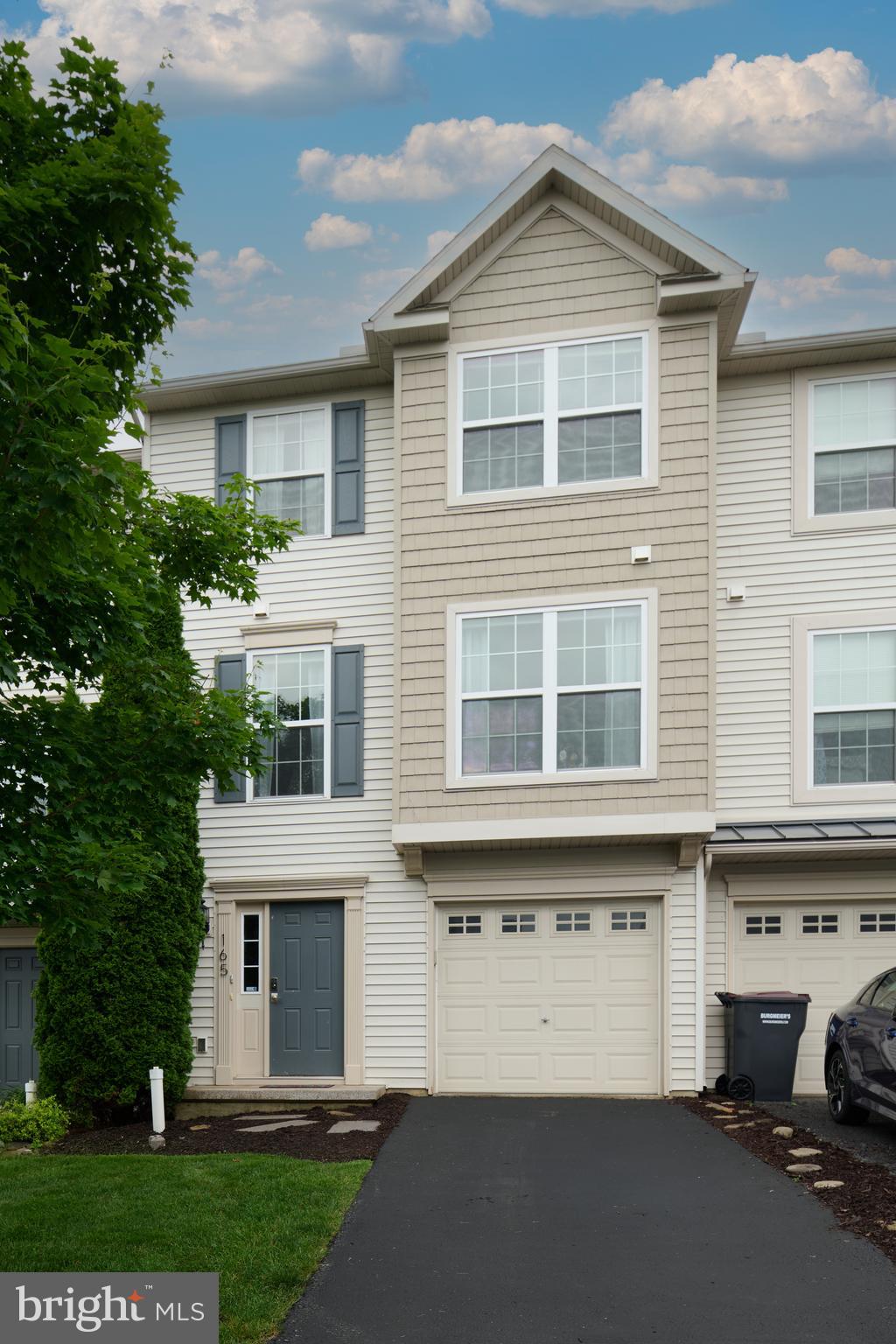 AMBERLEIGH - Residential