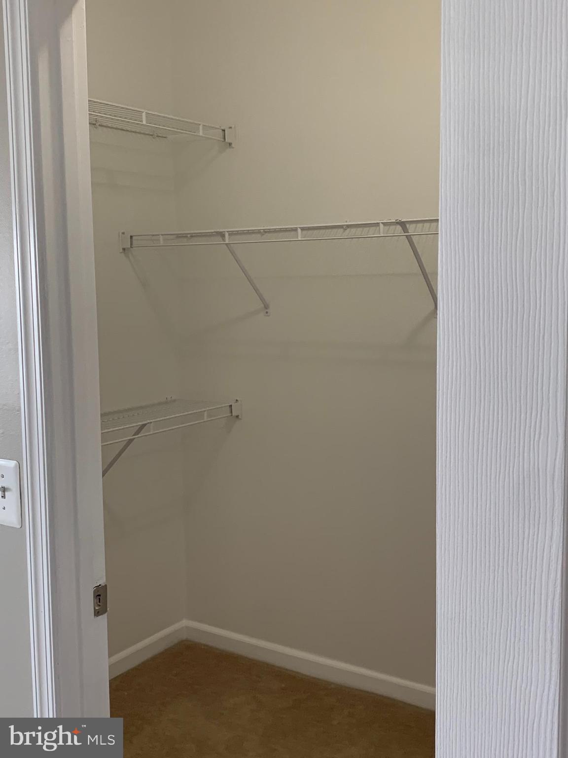 LAKELAND PLACE - Residential Lease