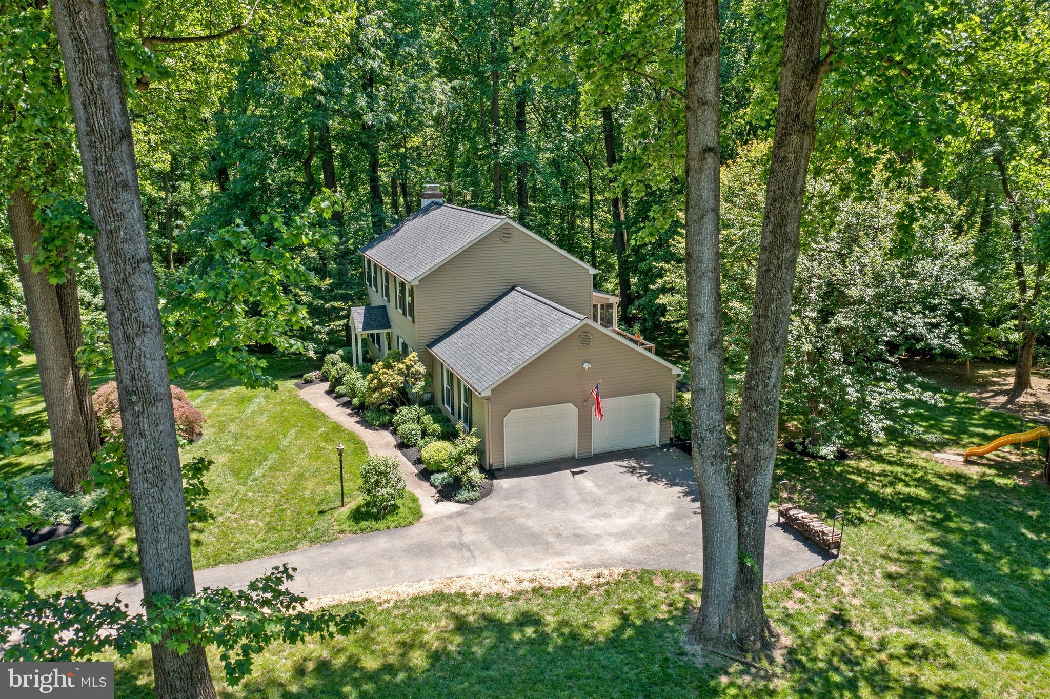 702 GREAT OAK LANE