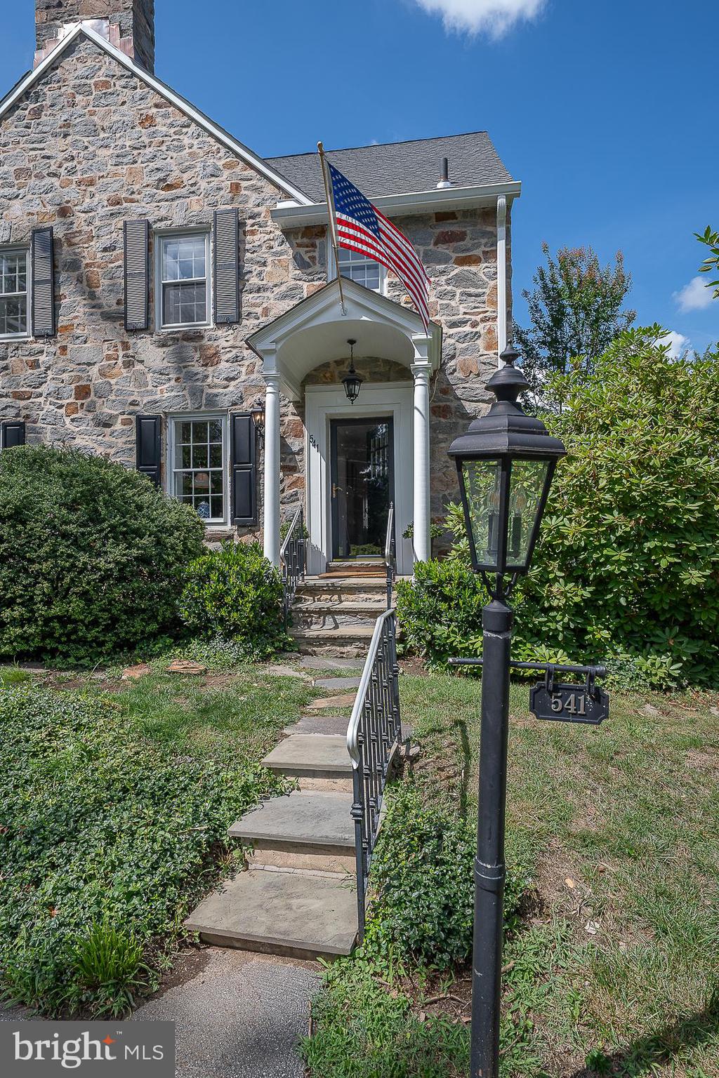 STRAFFORD VILLAGE - Residential