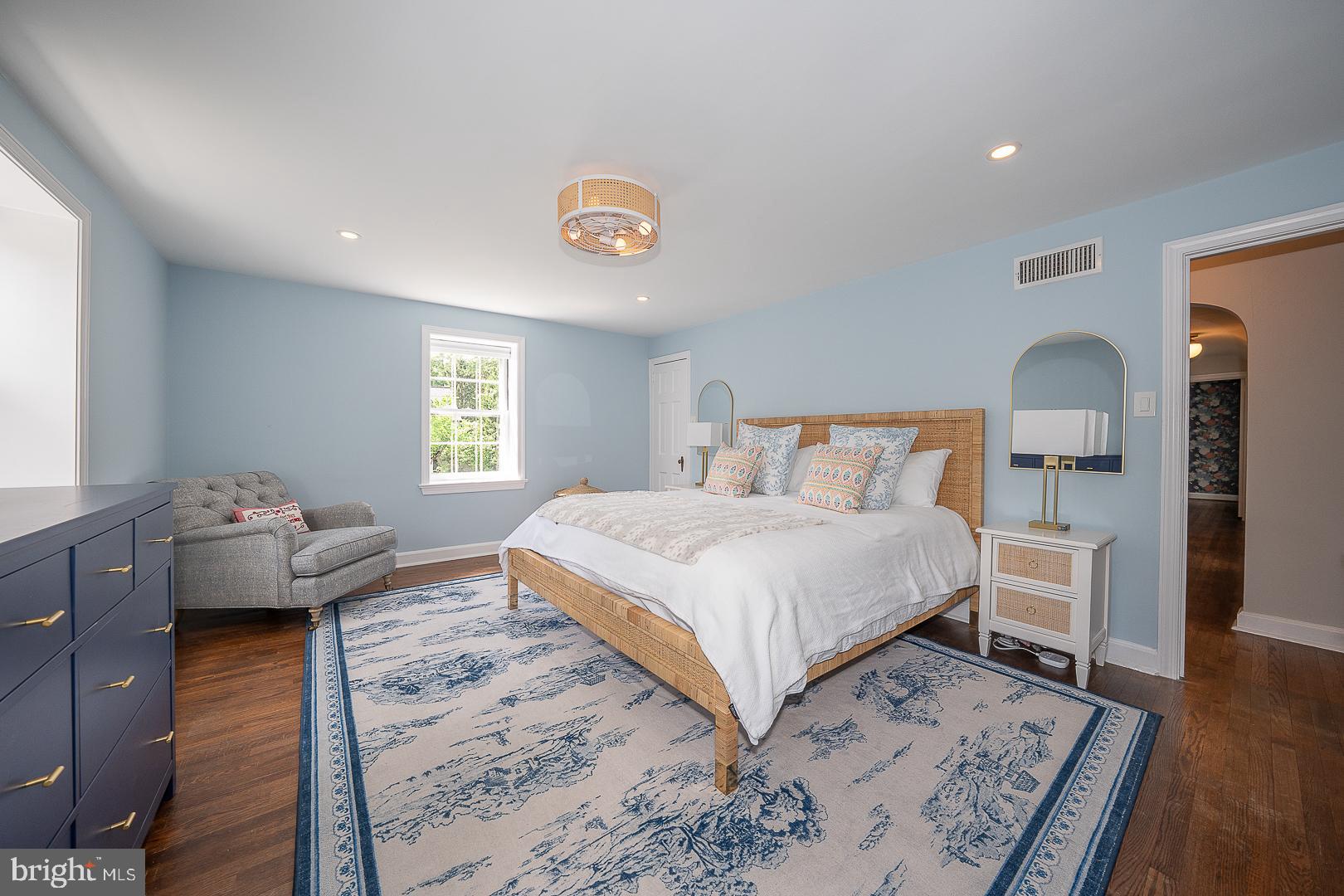 STRAFFORD VILLAGE - Residential