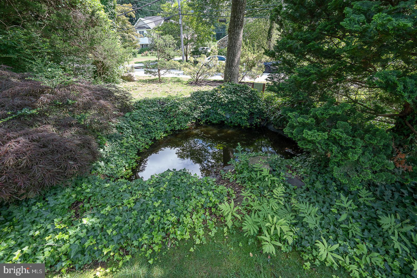 STRAFFORD VILLAGE - Residential