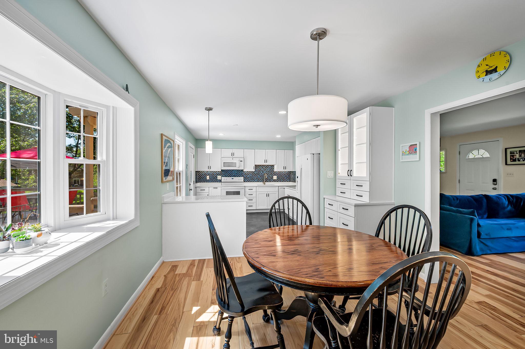 HOWARD HEIGHTS - Residential