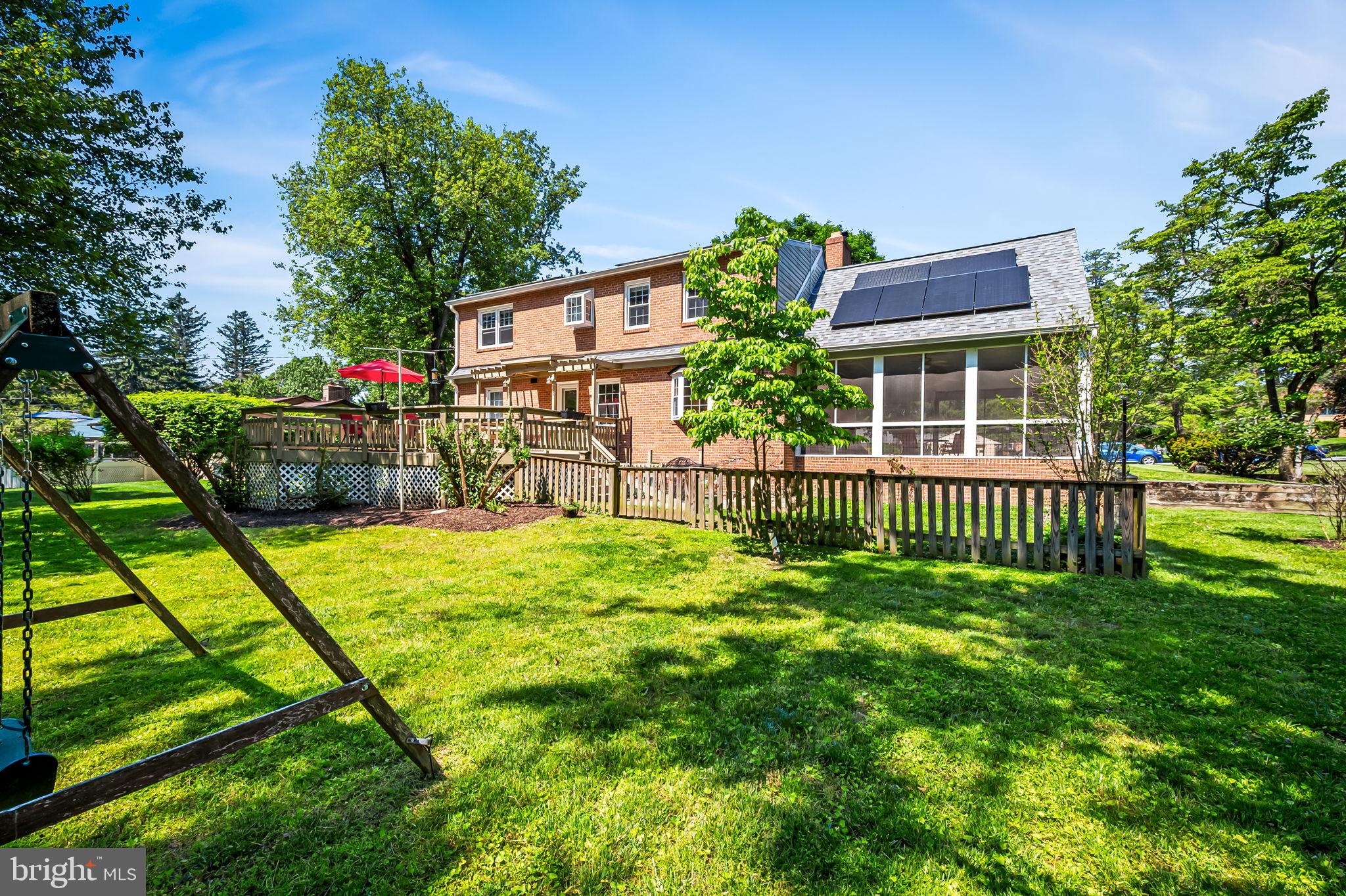 HOWARD HEIGHTS - Residential