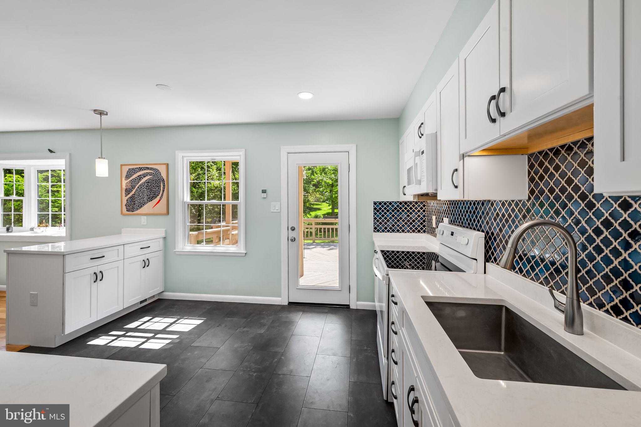 HOWARD HEIGHTS - Residential