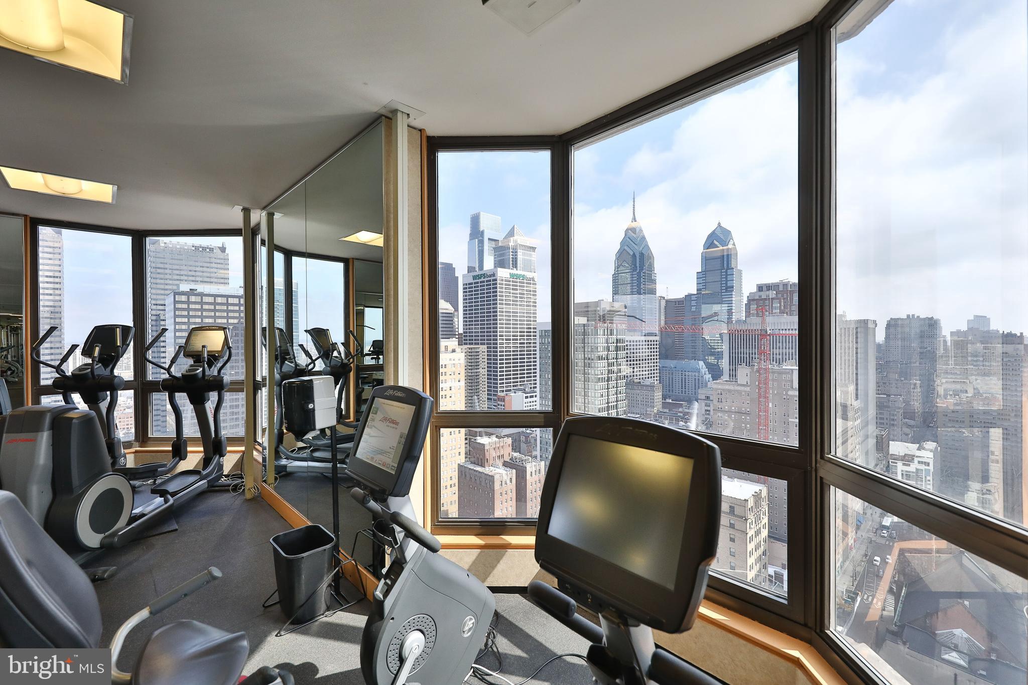 RITTENHOUSE SQUARE - Residential Lease