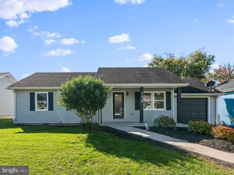 Photo of 178 Fulton Avenue, CHARLES TOWN, WV 25414 (MLS # WVJF2019996)