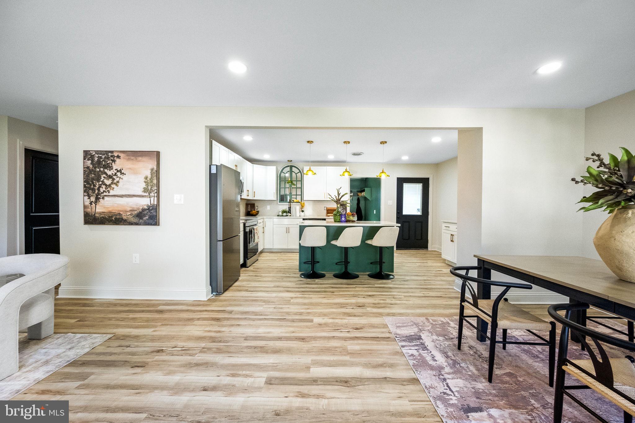 PATRICK HENRY ESTATES - Residential