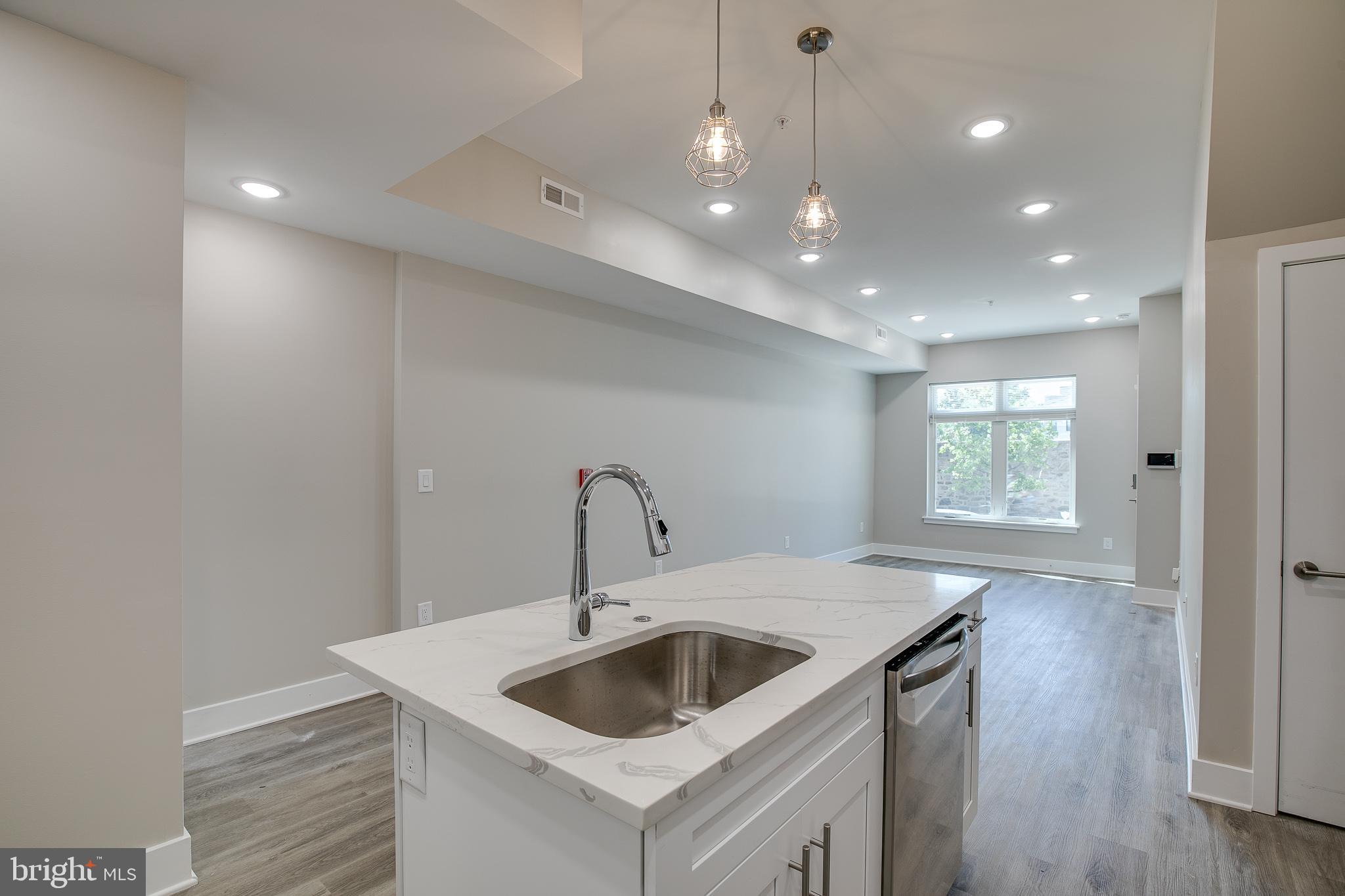 FRANCISVILLE - Residential Lease