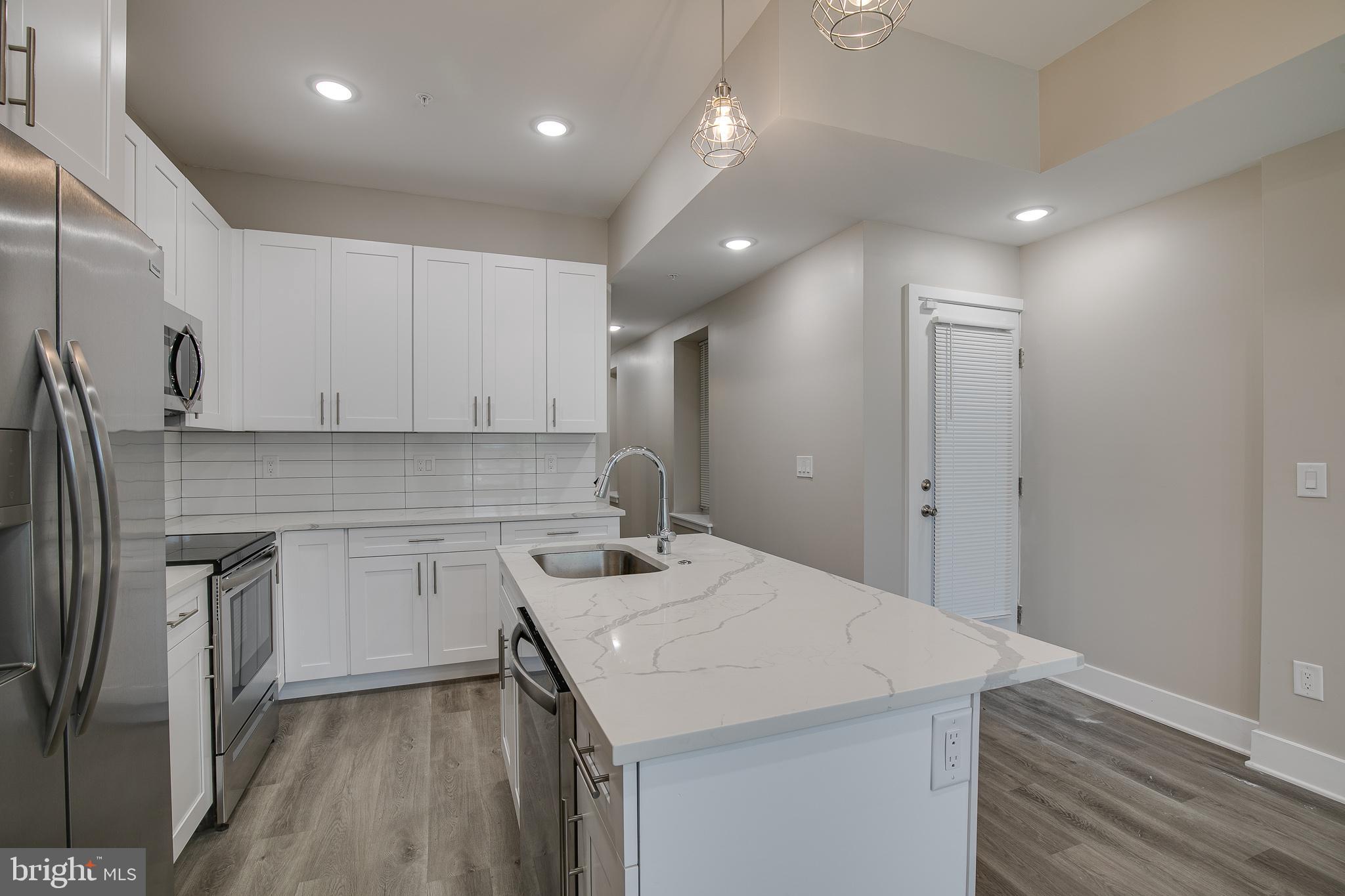 FRANCISVILLE - Residential Lease