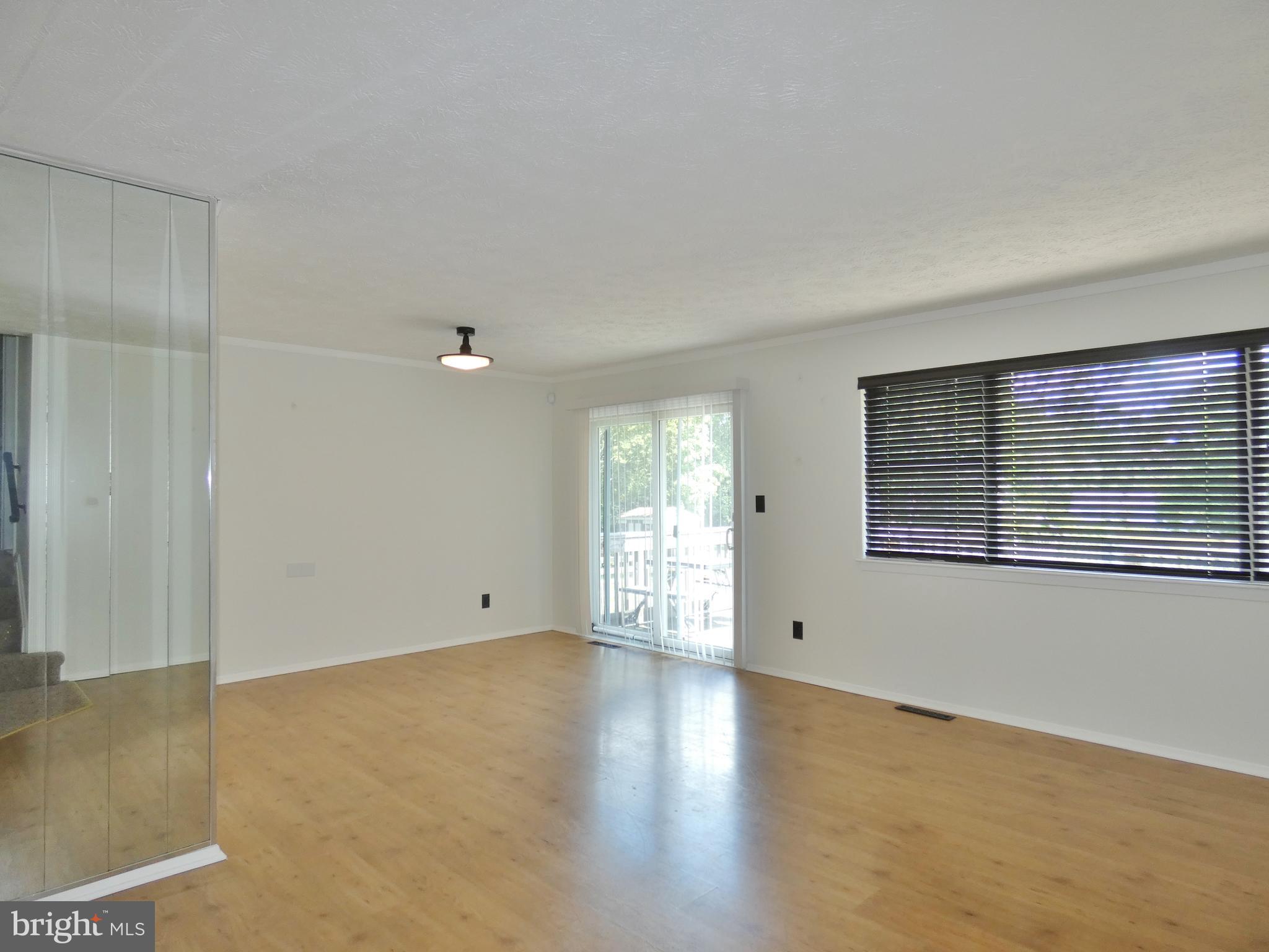 SILVER GATE - Residential Lease