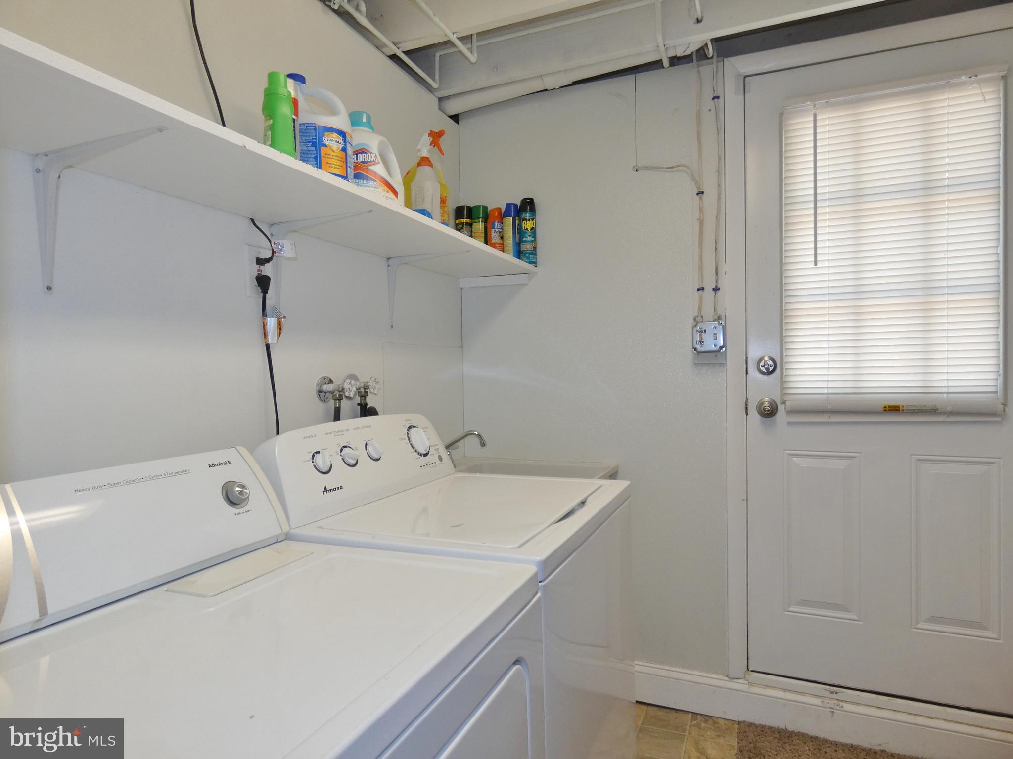 SILVER GATE - Residential Lease