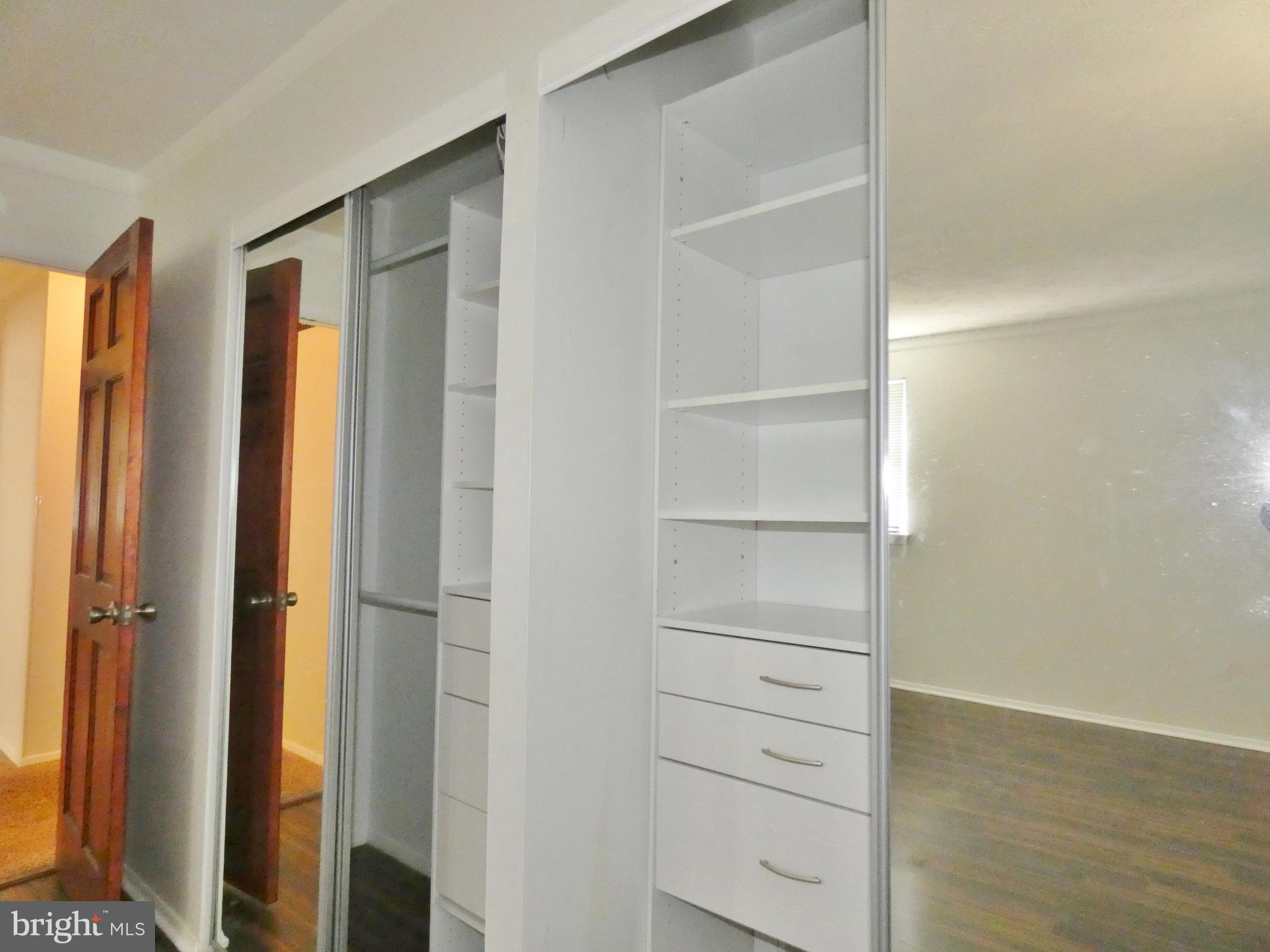 SILVER GATE - Residential Lease