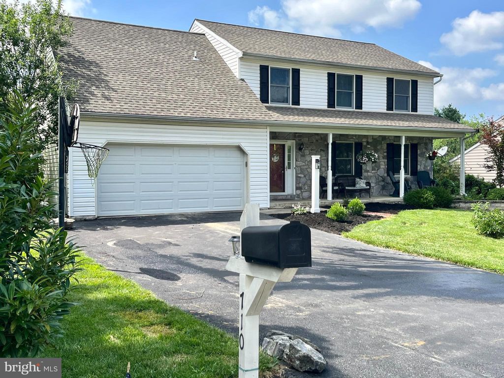 Photo of 710 Oxford Road, LANCASTER, PA 17601 (MLS # PALA2073612)