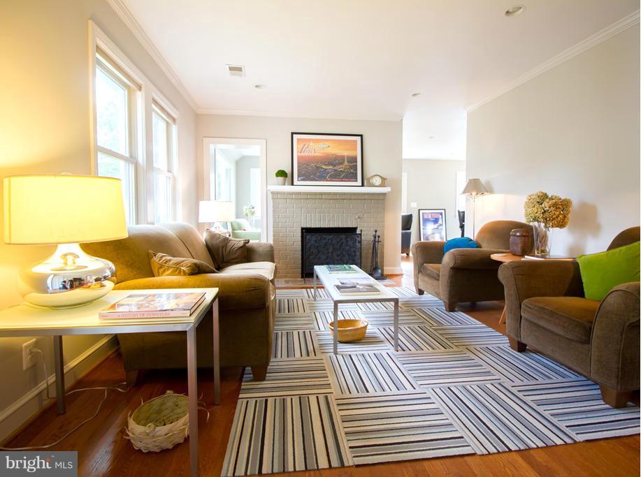 BARCROFT - Residential