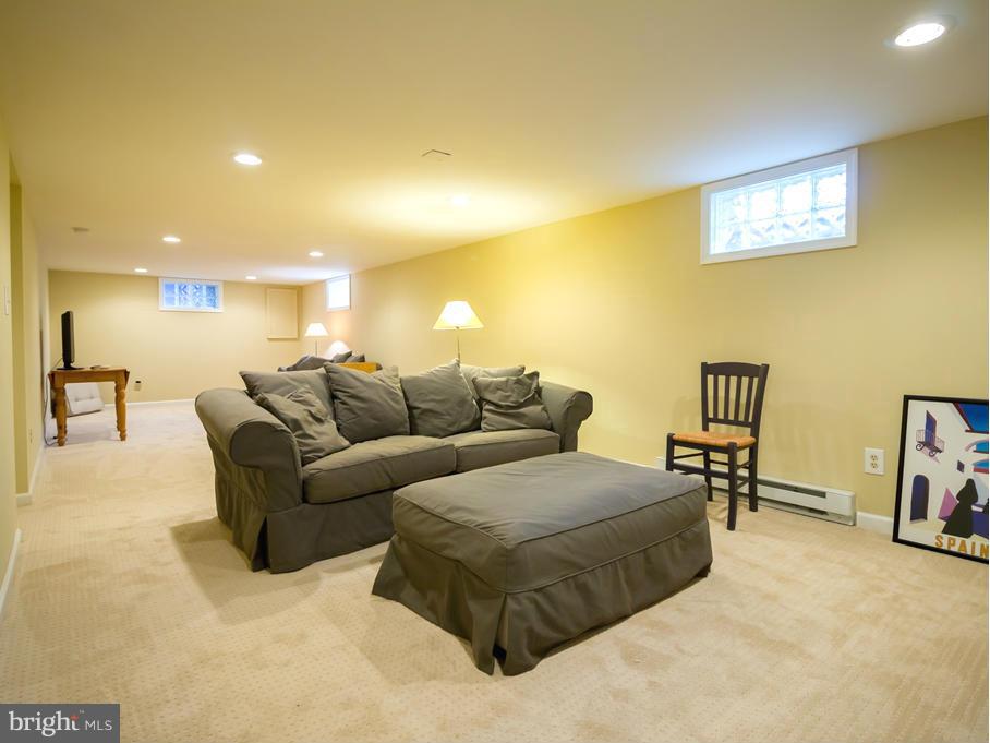 BARCROFT - Residential