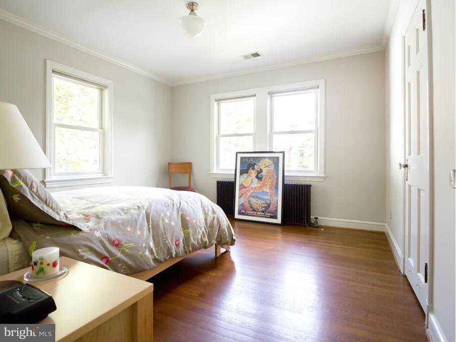 BARCROFT - Residential